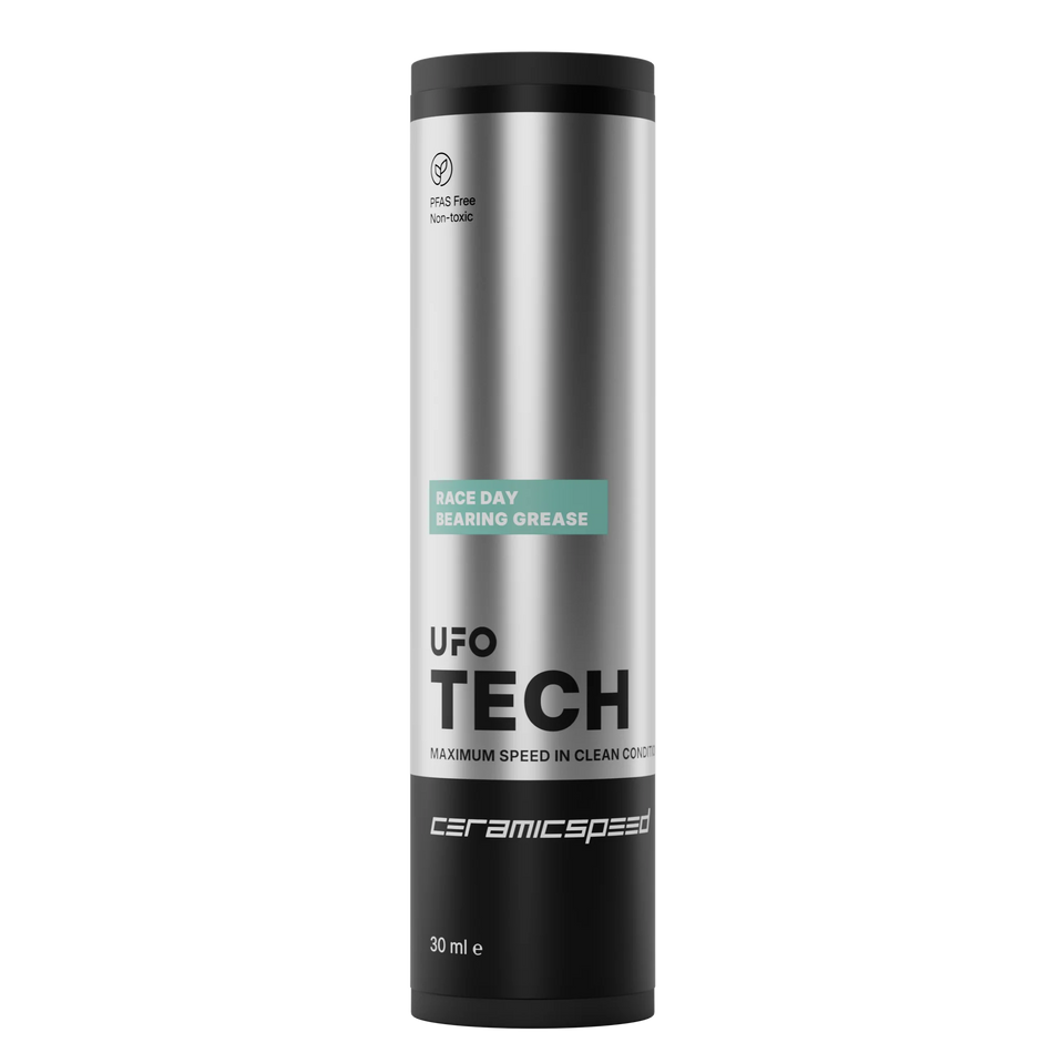 CeramicSpeed UFO Race Day grease packaging 30ml with PFAS-free and non-toxic label.