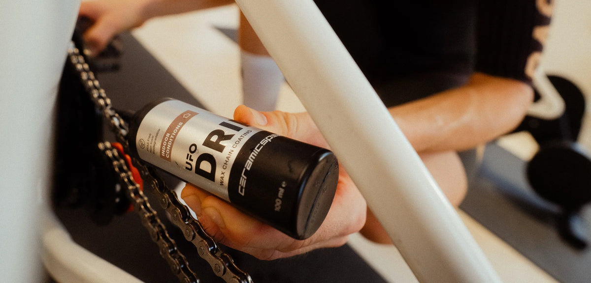CeramicSpeed UFO Drip Indoor Conditions Chain Wax Treatment for indoor chain wax treatment application.