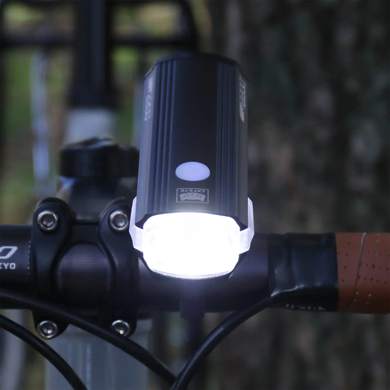 CatEye AMPP 2200 USB-C Rechargeable Front Bicycle Light | MTB ROAD GRAVEL