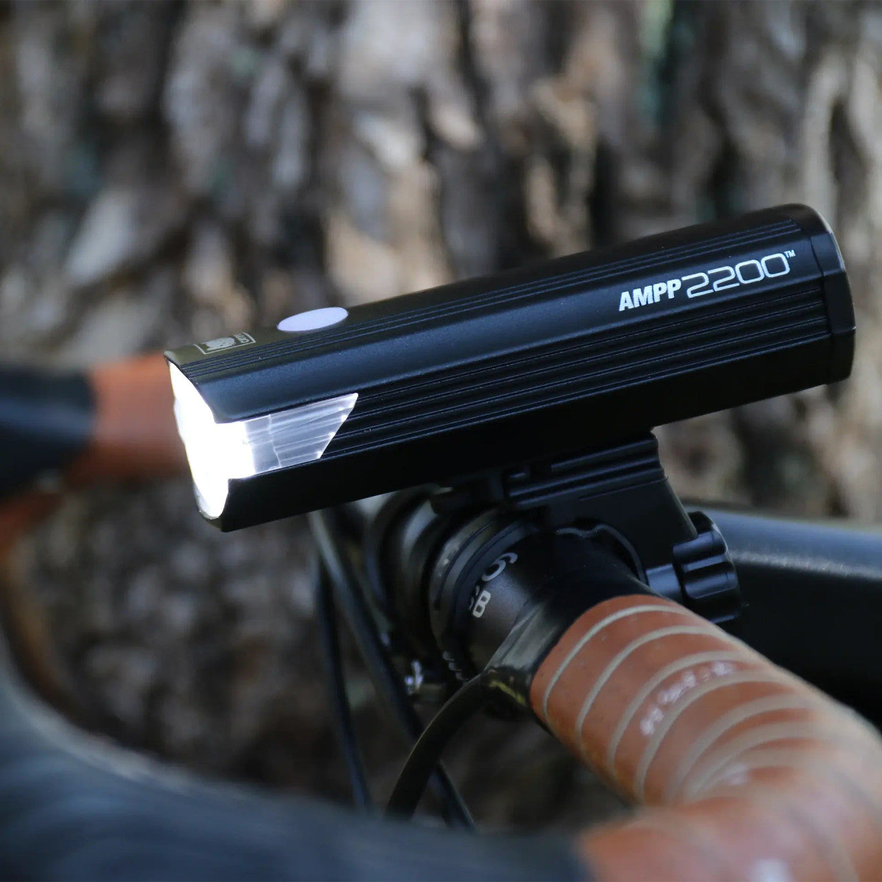 CatEye AMPP 2200 USB-C Rechargeable Front Bicycle Light | MTB ROAD GRAVEL