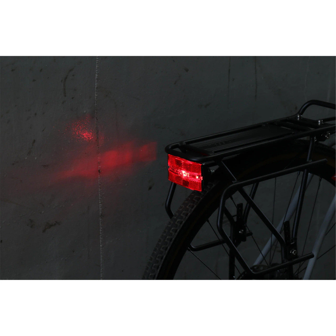 Cateye Reflex Rack AA Battery Rear Bicycle Light | GRAVEL ROAD