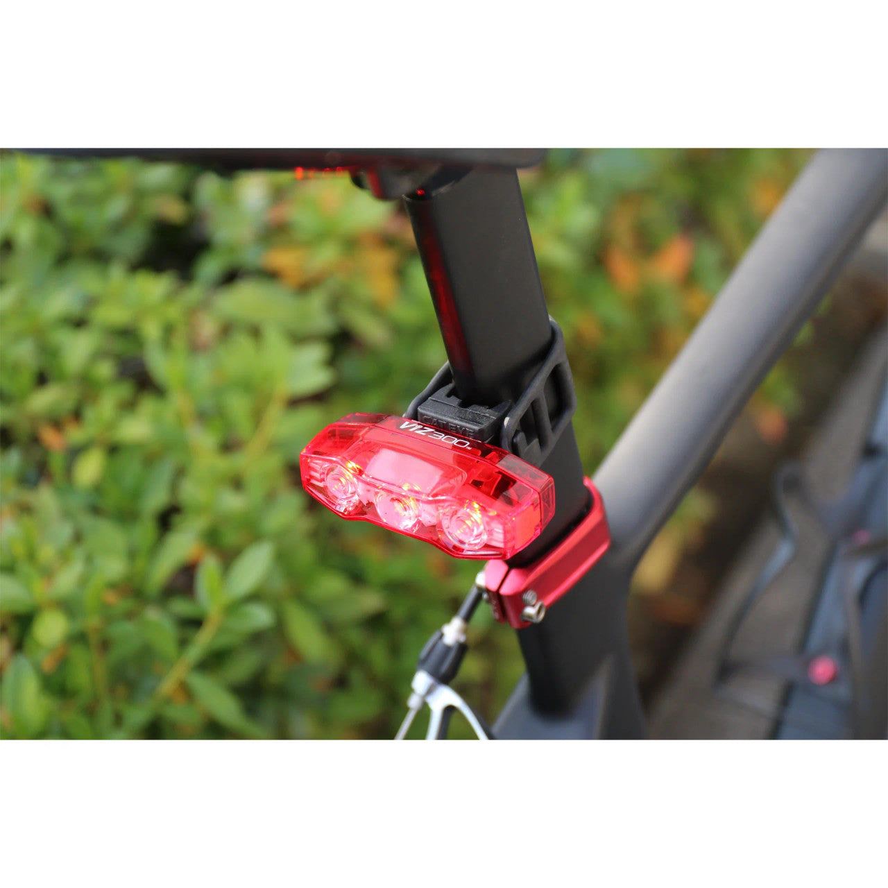 CatEye Viz 300 USB-C Rechargeable Rear Bicycle Light | MTB ROAD GRAVEL