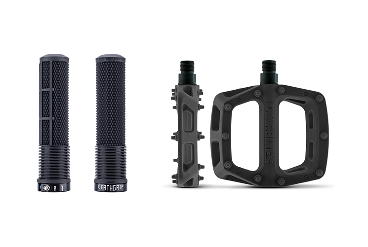 DMR MTB V6 Platform Pedals & DMR DeathGrip2 Flangeless Handlebar Grips Bundle In Black