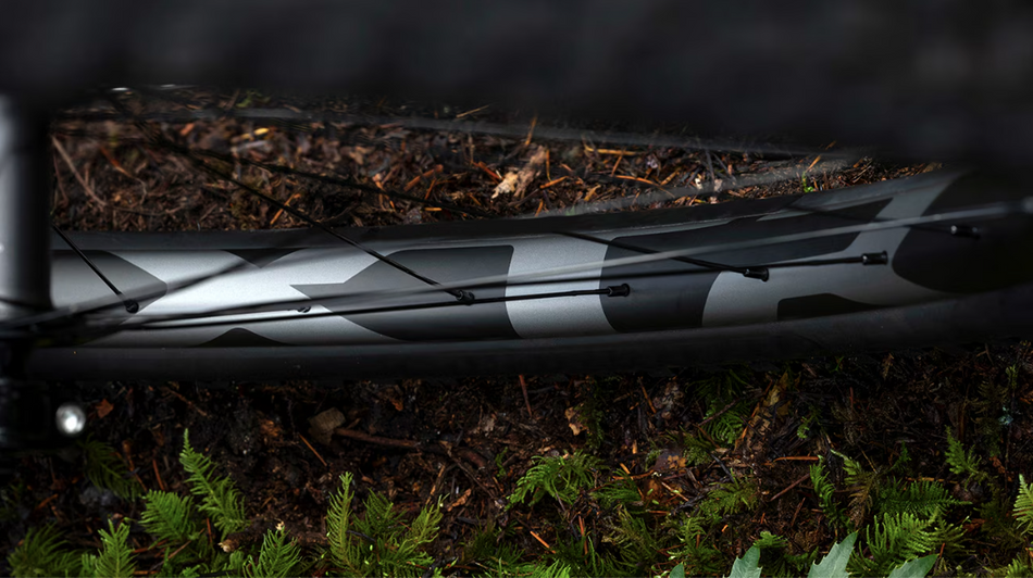 Shimano XTR M9200 29er XTR 12 Speed XC Race Center Lock Disc Carbon Wheel