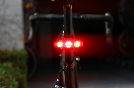 CatEye AMPP 900 / VIZ 300 USB-C Rechargeable Bicycle Light Set | ROAD GRAVEL MTB