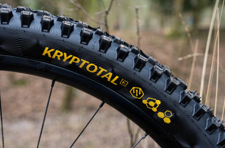 Continental Kryptotal-F Enduro SuperSoft Tubeless Folding Front Tyre 29 x 2.40