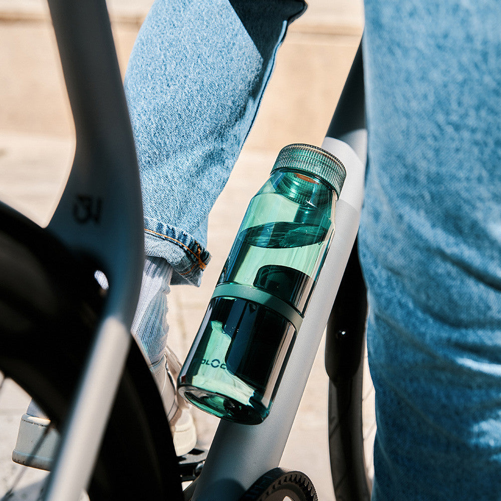 Fidlock TWIST 700ml Life Water Bottle With Magnetic-Mechanical Frame Mount