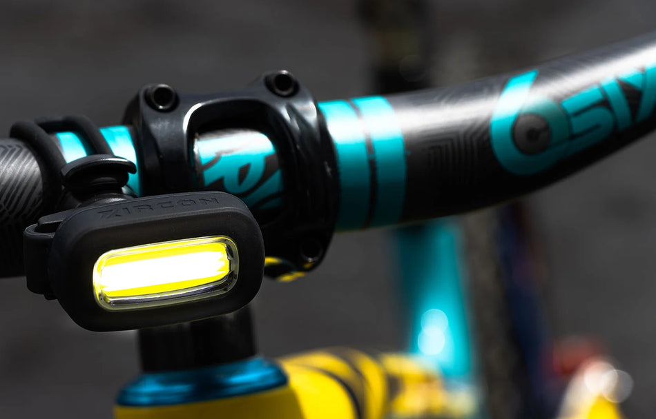 Moon Zircon-W 180 Lumen Front Light