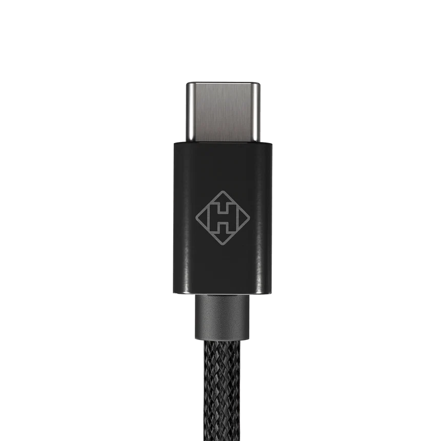 Hammerhead USB C charging cable for Hammerhead Karoo, featuring a sleek design and durable construction.