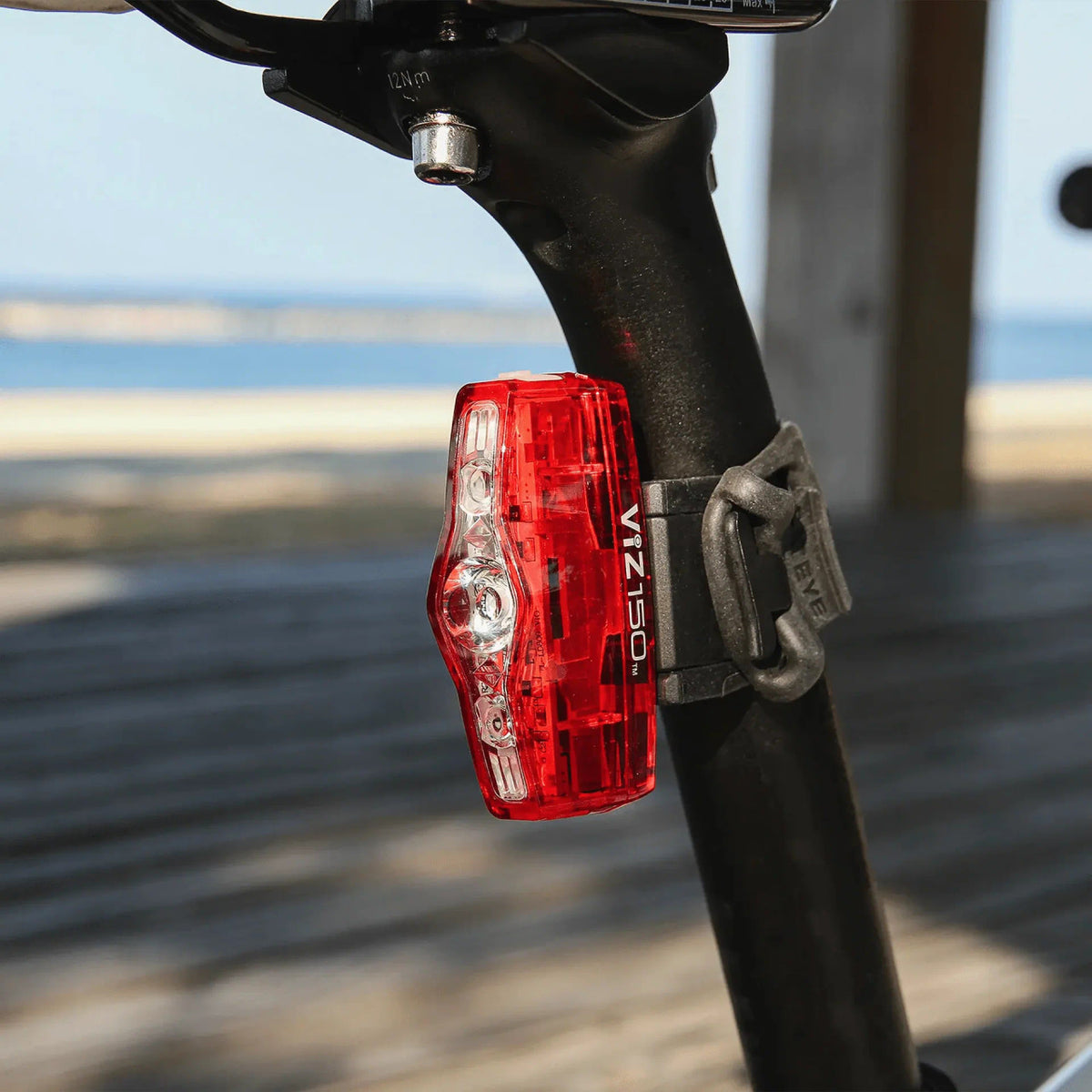 CatEye VIZ 150 USB-C Rechargeable Rear Bicycle Light | MTB ROAD GRAVEL