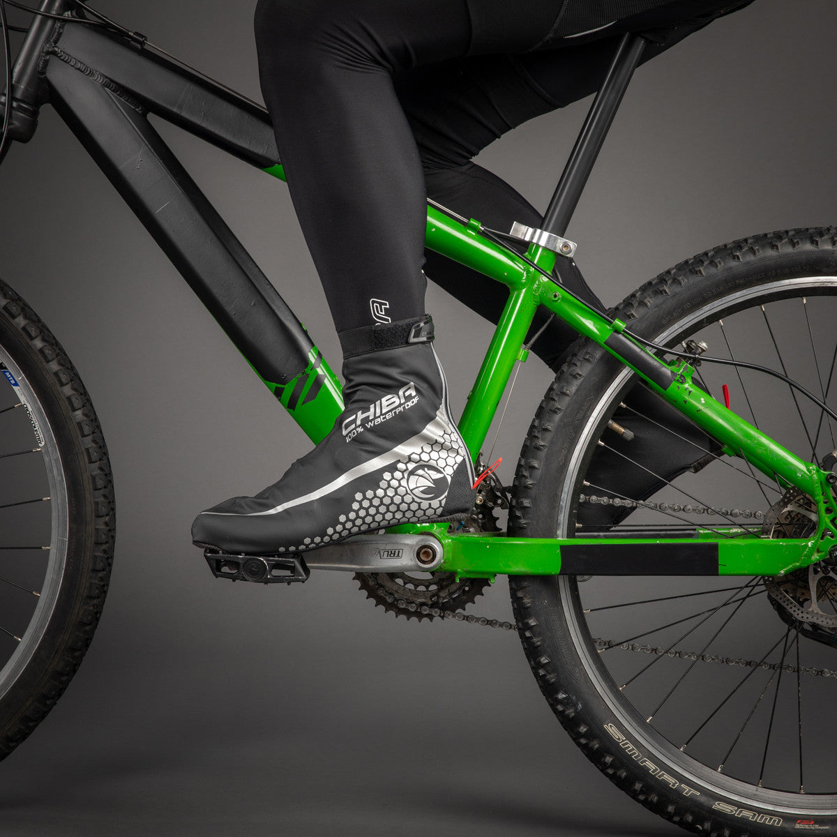 Chiba MTB Waterproof Windproof Cycling Overshoes In Black