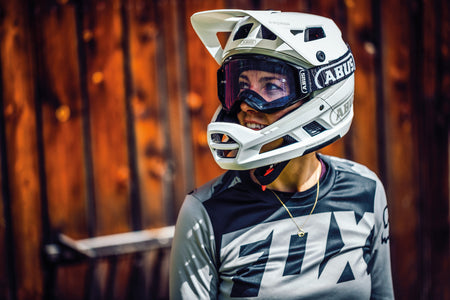 ABUS AirDrop MIPS MTB Full Face Elite Helmet | Polar White