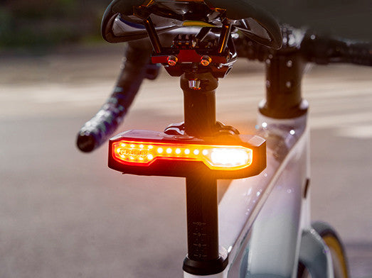 Ravemen NT101 Commuter Signal 160 Lumens Bicycle Rear Light With Bike Turn Signals & Brake Detection