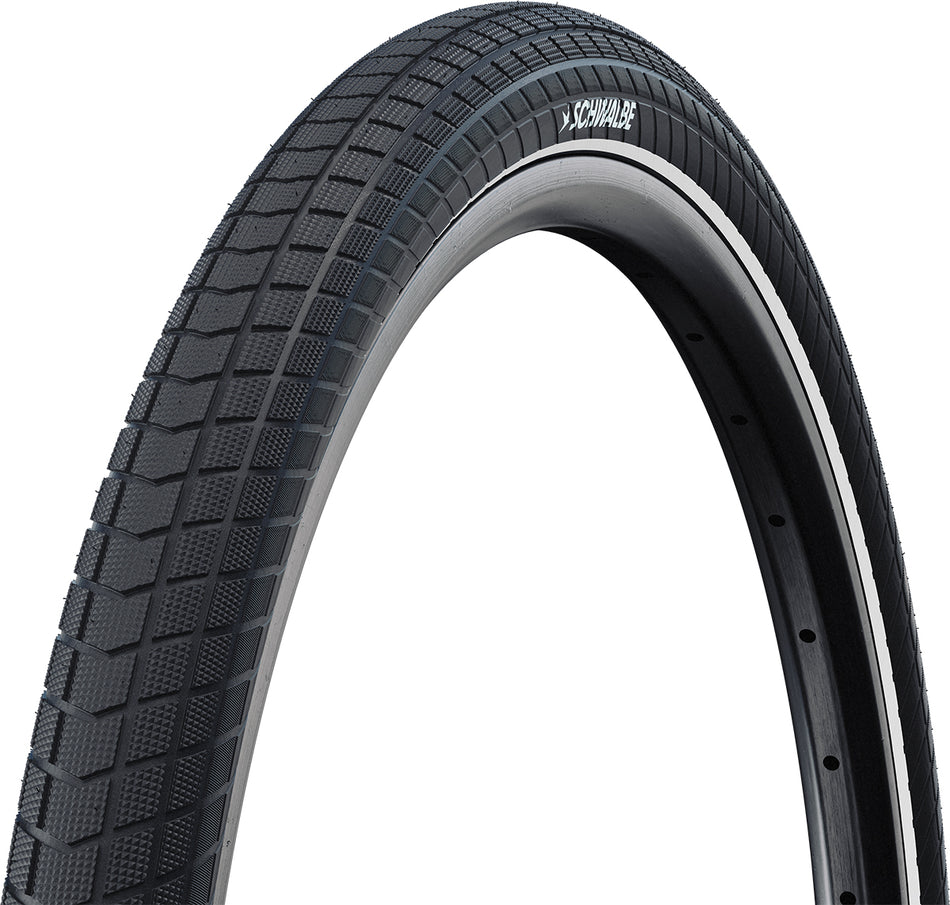 Schwalbe Motion Super Moto-X cargo tyre showing rugged tread design and black/reflex color for e-bikes and cargo bikes.
