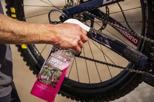 Finish Line Super Bike Wash 1 litre