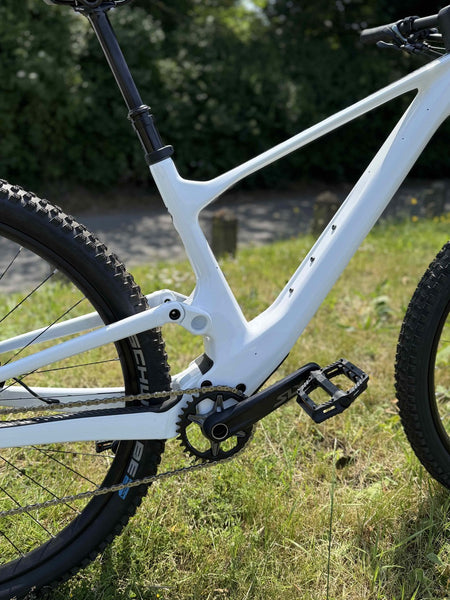 SCOTT Spark 930 Full Suspension Mountain Bike White - Size Medium In Our Showroom